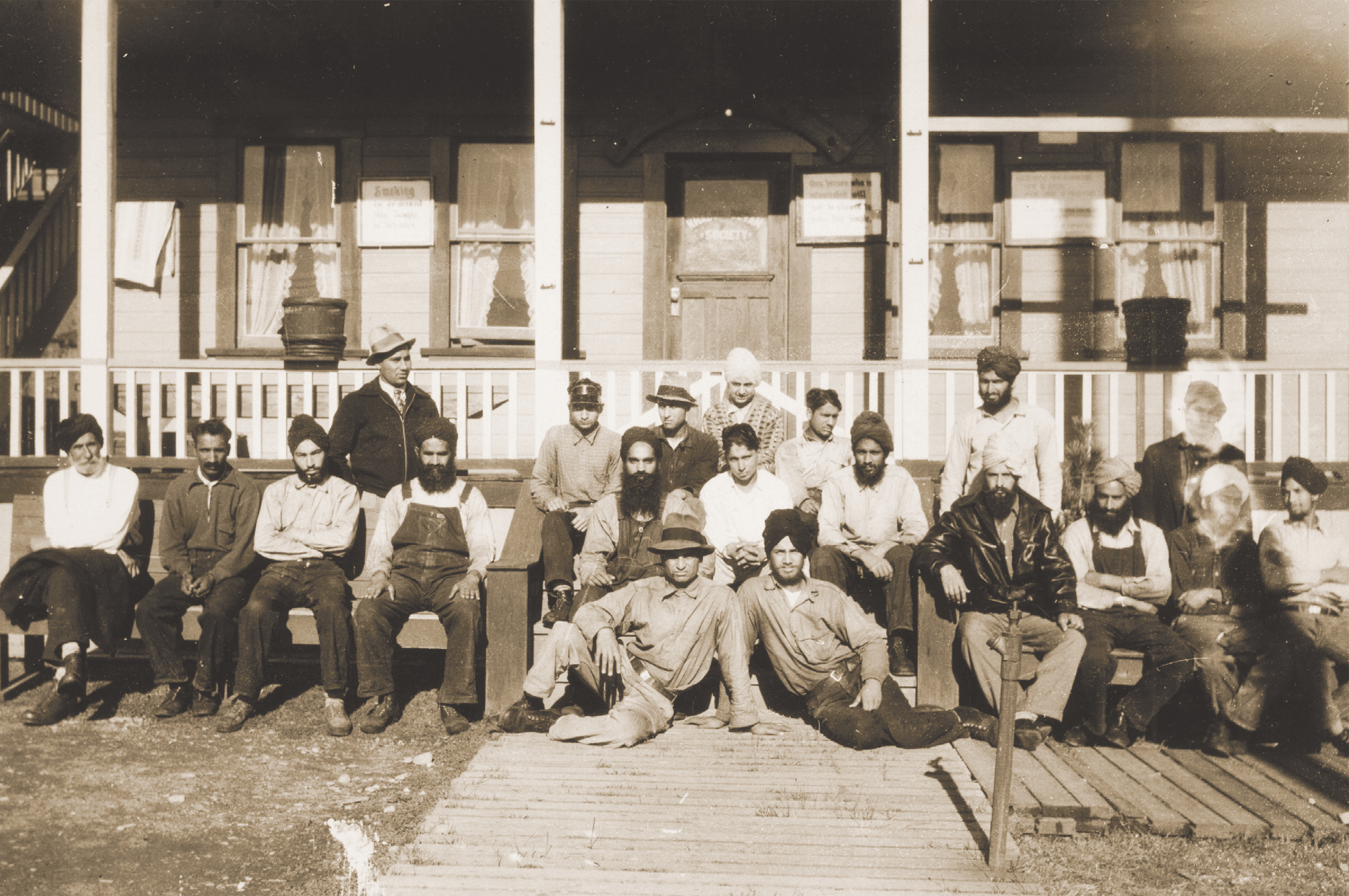 Paldi Lumber Yard, 1935. Photo courtesy of The Reach Gallery Archives.
